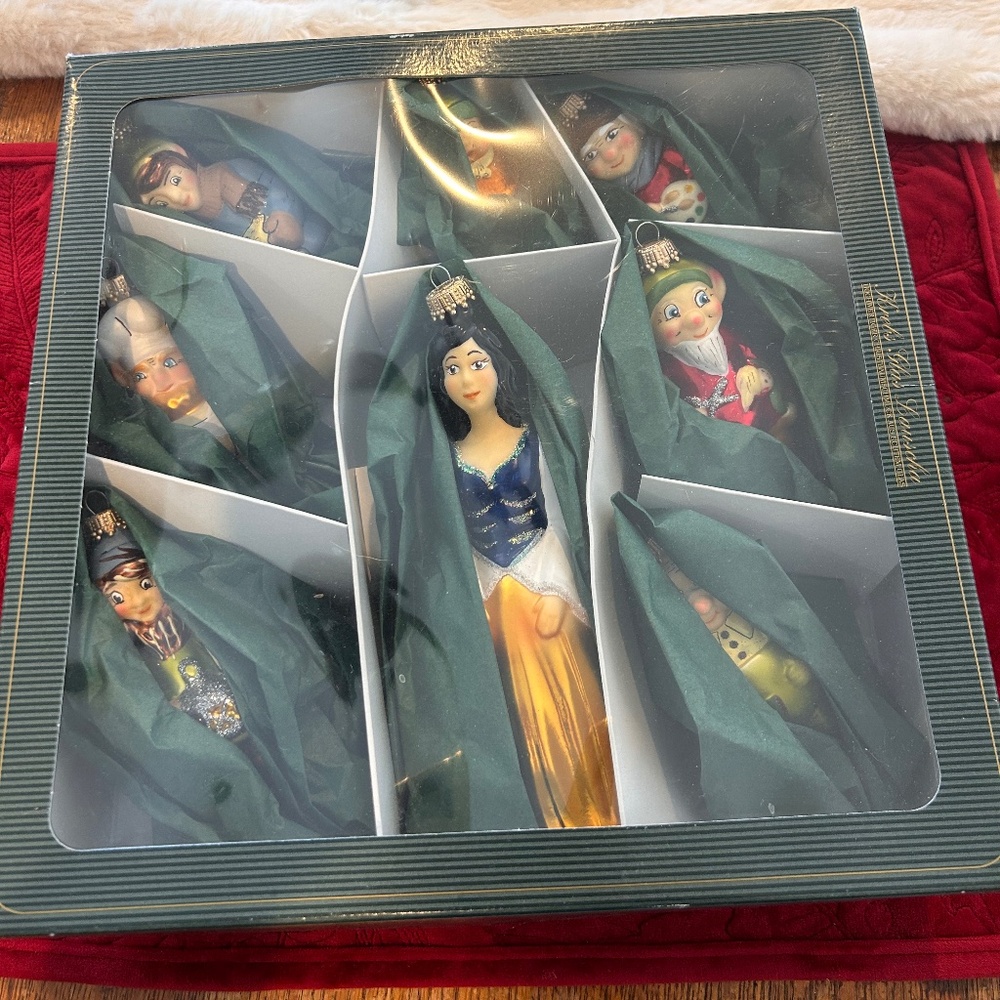 NWT - Krebs Glas Lauscha Snow White and Seven Dwarfs